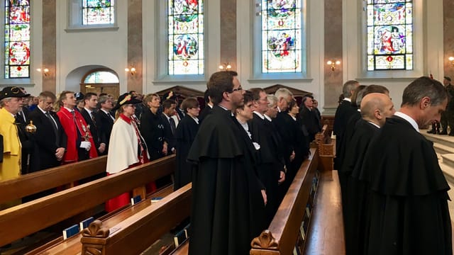 Menschen in der Kirche Menschen in der Kirche
