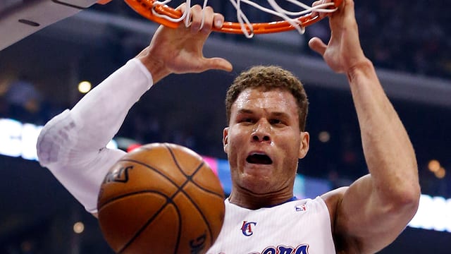 Blake Griffin gehört mit seinen 2m08 zu den furchteinflössenderen Figuren in der NBA. Blake Griffin gehört mit seinen 2m08 zu den furchteinflössenderen Figuren in der NBA.