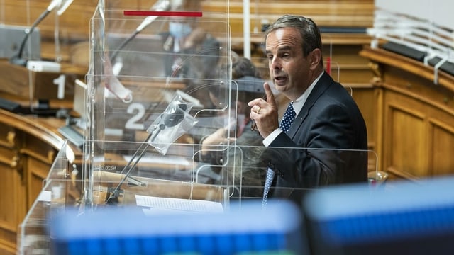 Pfister spricht im Nationalrat Pfister spricht im Nationalrat