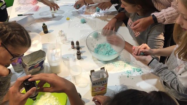 Chemie-Experiment Chemie-Experiment