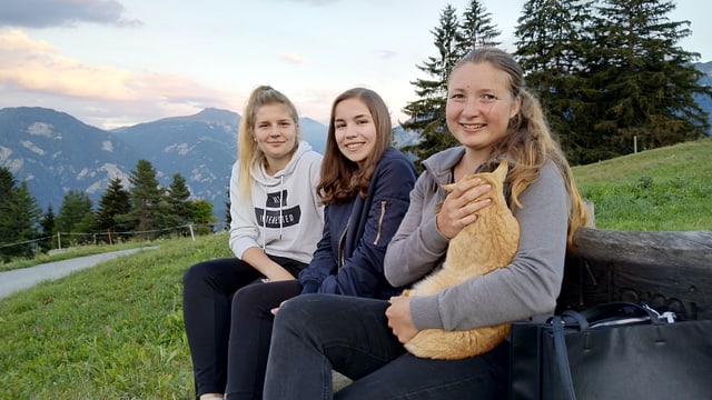 Celine Müller, Amina Horber e Gianetta Trinkler. Celine Müller, Amina Horber e Gianetta Trinkler.
