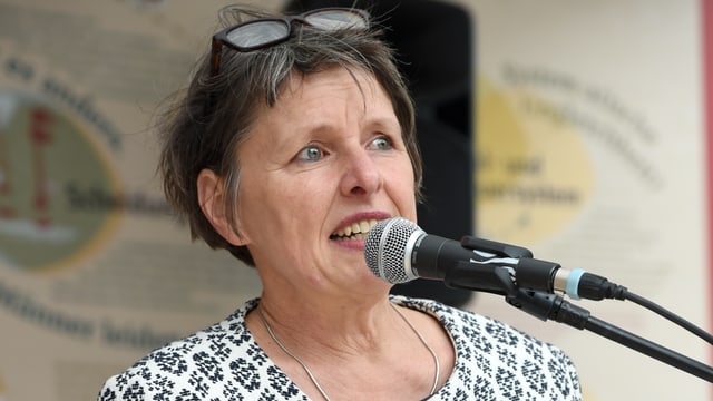 Porträt von Barbara Krattiger. Porträt von Barbara Krattiger.
