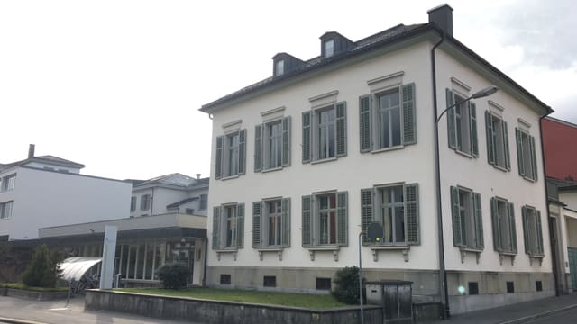 Pflegeschule von aussen Pflegeschule von aussen
