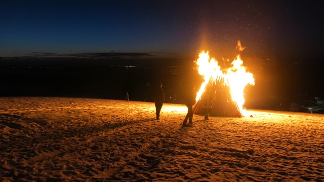 Mannshohes Feuer Mannshohes Feuer