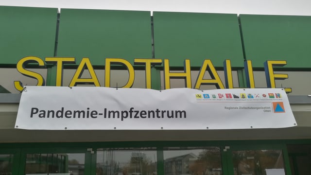 Schriftzug Pandemie Impfzentrum Schriftzug Pandemie Impfzentrum