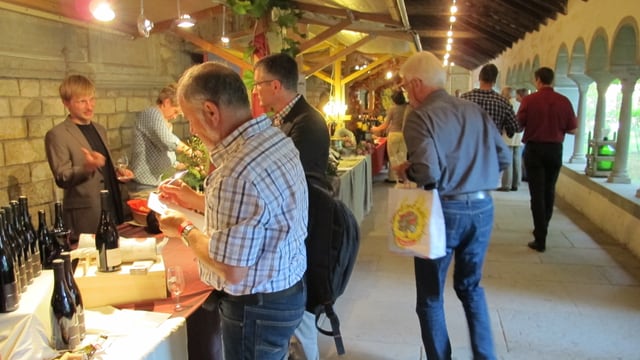 30 Weinproduzenten stellen im Kloster Allerheiligen ihre Produkte vor. 30 Weinproduzenten stellen im Kloster Allerheiligen ihre Produkte vor.
