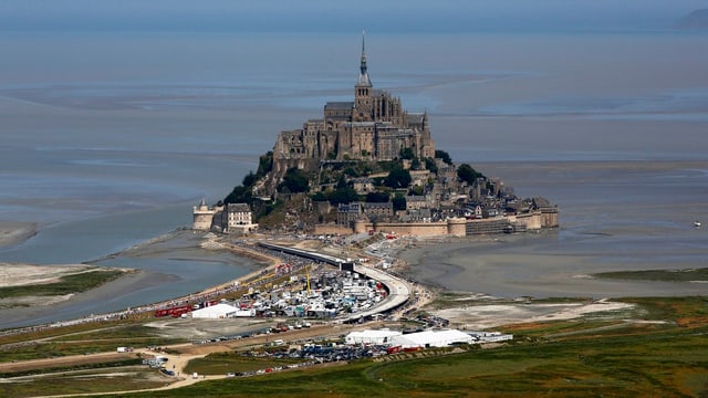 Aufnahme der Insel Mont-Saint-Michel Aufnahme der Insel Mont-Saint-Michel