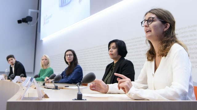 Bündnis präsentiert Ja-Parole Bündnis präsentiert Ja-Parole