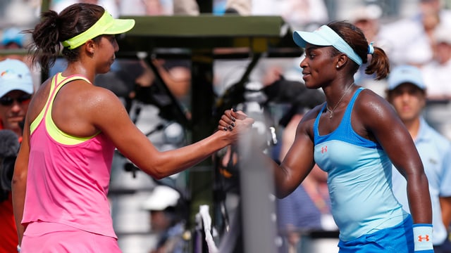 Stephens und Keys beim Handshake 2015 in Miami. Stephens und Keys beim Handshake 2015 in Miami.