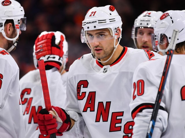 Nino Niederreiter und die Carolina Hurricanes. Nino Niederreiter und die Carolina Hurricanes.