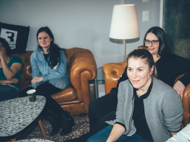 Tickets für die exklusiven Plätze auf den gemütlichen Sofas gab es nicht zu kaufen, sondern nur via srf3.ch zu gewinnen.
