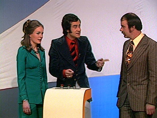 Kurt Felix mit dem Ehepaar Remund im ersten Teleboy. Kurt Felix mit dem Ehepaar Remund im ersten Teleboy.