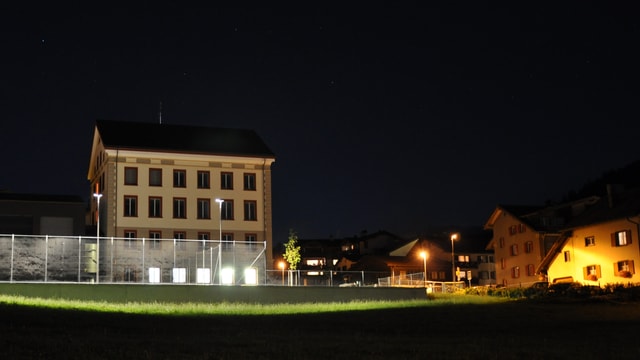 La scola renovada da Lantsch. La scola renovada da Lantsch.