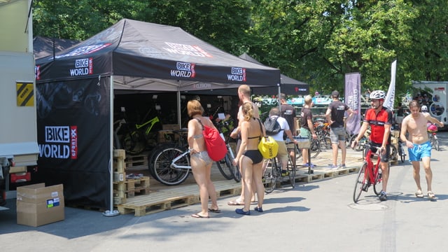 Stand mit Velos Stand mit Velos