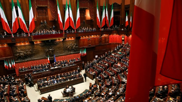 Totale auf Parlament. Totale auf Parlament.