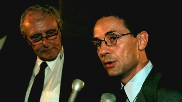 Guldimann 1997 mit dem damaligen Aussenminister Flavio Cotti. Guldimann 1997 mit dem damaligen Aussenminister Flavio Cotti.