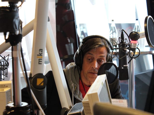 Pedro Lenz im Studio