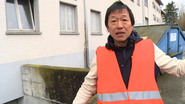 Herr Li aus China müsste die Schweiz wieder verlassen, kann aber nicht ausgeschafft werden Herr Li aus China müsste die Schweiz wieder verlassen, kann aber nicht ausgeschafft werden