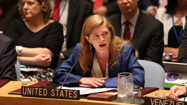 L'ambassadura americana Samantha Power discurra en il cussegl da segirezza da l'ONU. L'ambassadura americana Samantha Power discurra en il cussegl da segirezza da l'ONU.