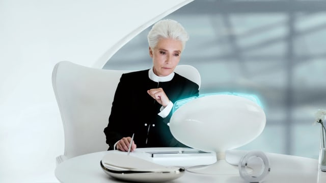 Emma Thompson in ihrer Rolle als Chefin der «Men in Black». Emma Thompson in ihrer Rolle als Chefin der «Men in Black».