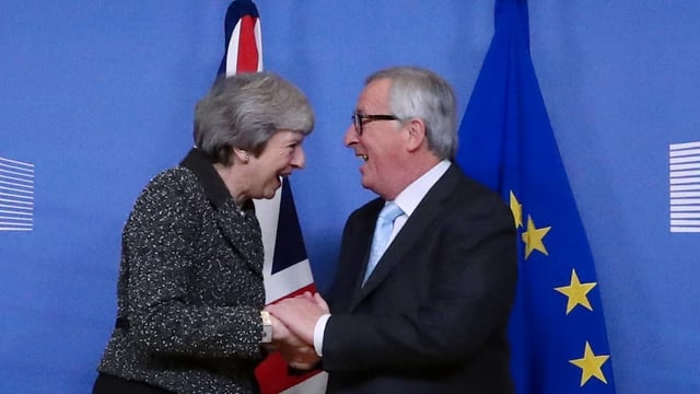 Theresa May und Jean-Claude Juncker Theresa May und Jean-Claude Juncker