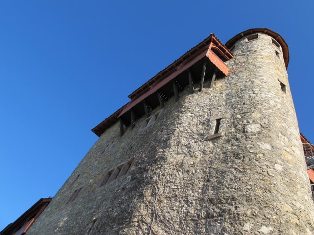 Burg von unten.