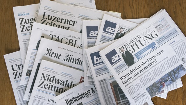 Verschiedene Zeitungen. Verschiedene Zeitungen.