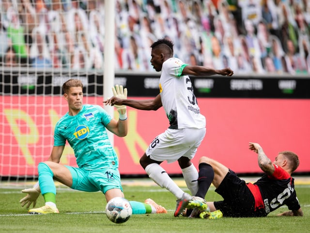 Breel Embolo. Breel Embolo.