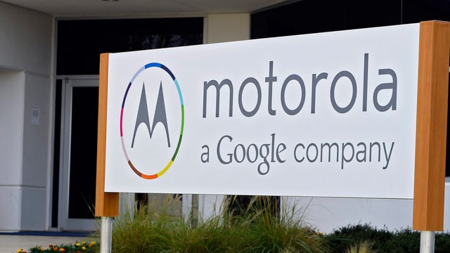 «Motorola a Google company» steht auf einem Schild. «Motorola a Google company» steht auf einem Schild.