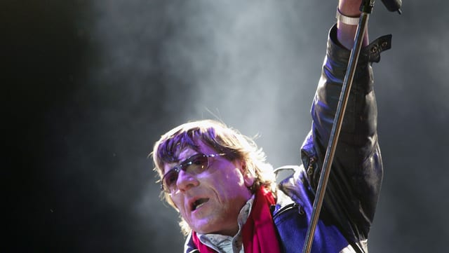 Polo Hofer, il bab dal «mundartrock» svizzer. Polo Hofer, il bab dal «mundartrock» svizzer.