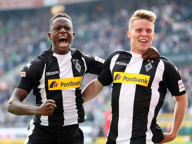 Denis Zakaria und Nico Elvedi. Denis Zakaria und Nico Elvedi.