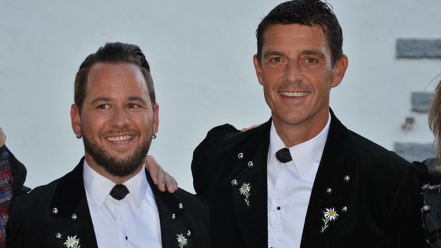 Trauffer und Roman Kilchsperger im Partner-Look.