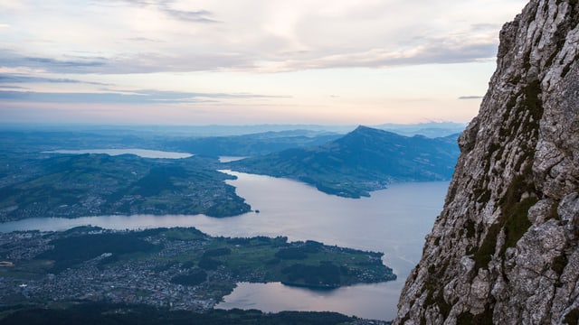 Der Vierwaldstättersee fotografiert vom Pilatus. Der Vierwaldstättersee fotografiert vom Pilatus.