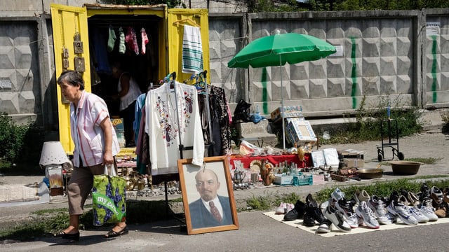Flohmarkt in Kiew. Flohmarkt in Kiew.