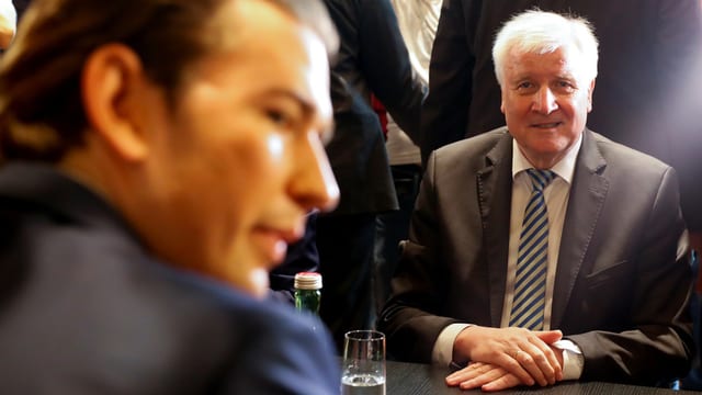 Seehofer und Kurz beim Treffen vom 5. Juli in Wien. Seehofer und Kurz beim Treffen vom 5. Juli in Wien.