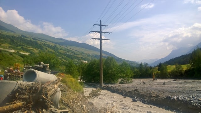 Mast d'auta tensiun Mast d'auta tensiun