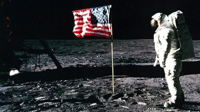 US-Flagge auf dem Mond. US-Flagge auf dem Mond.