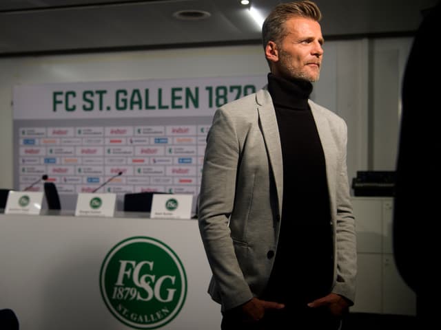 Alain Sutter bei der Vorstellung in St. Gallen