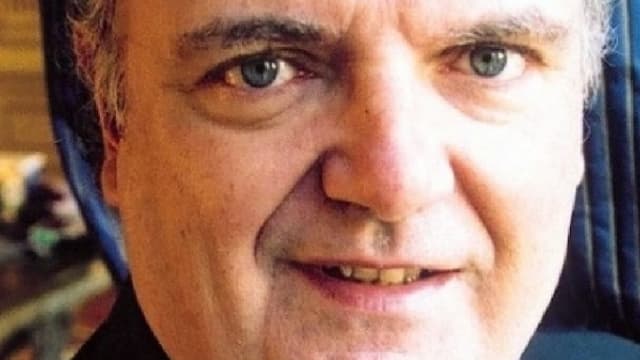 Alain Duménil. Alain Duménil.