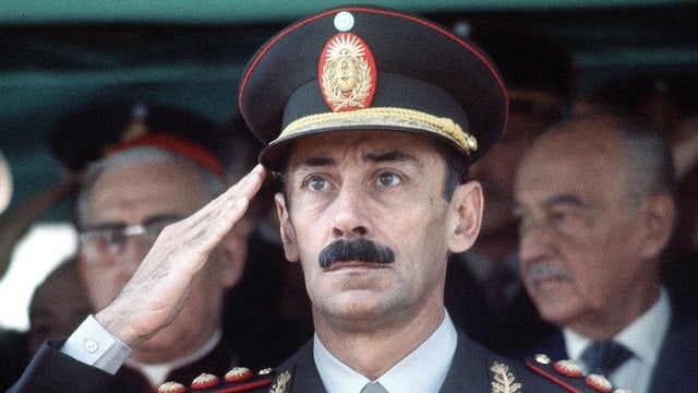 Porträt von Videla 1977. Porträt von Videla 1977.