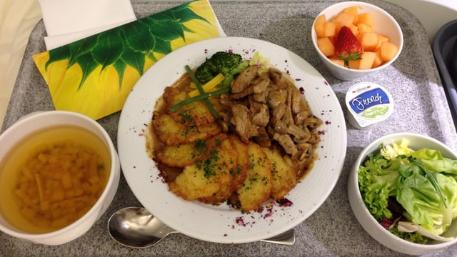 Zürcher Geschnetzeltes mit Rösti Zürcher Geschnetzeltes mit Rösti