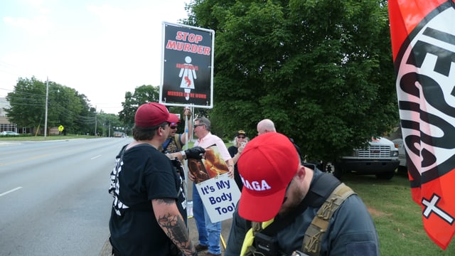 Protestierende vor der Klinik in Huntsville Protestierende vor der Klinik in Huntsville