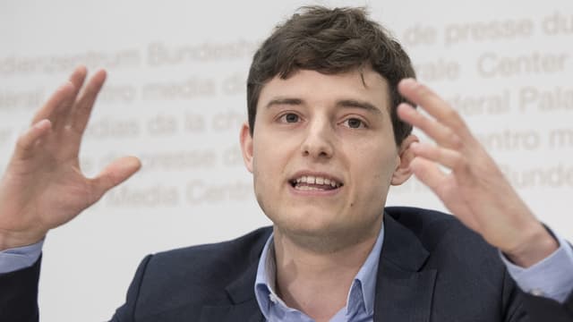 Benjamin Fischer, Präsident der Jungen SVP, will das neue Geldspielgesetz verhindern. Benjamin Fischer, Präsident der Jungen SVP, will das neue Geldspielgesetz verhindern.
