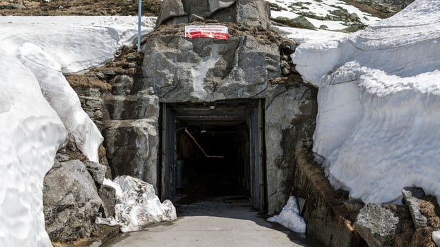 Ein verschneiter Militärbunker Ein verschneiter Militärbunker