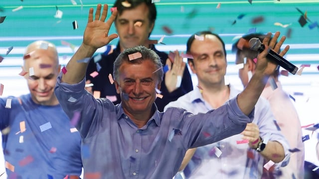 Macri am Abend in Buenas Aires Macri am Abend in Buenas Aires
