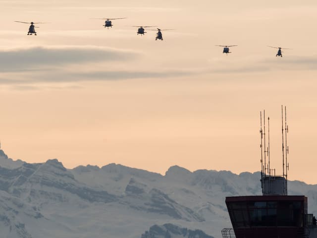 Helikopter. Helikopter.