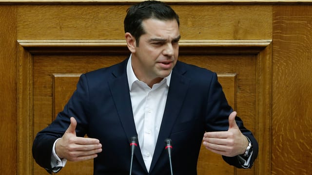 Der griechische Regierungschef Alex Tsipras spricht im Parlament Der griechische Regierungschef Alex Tsipras spricht im Parlament