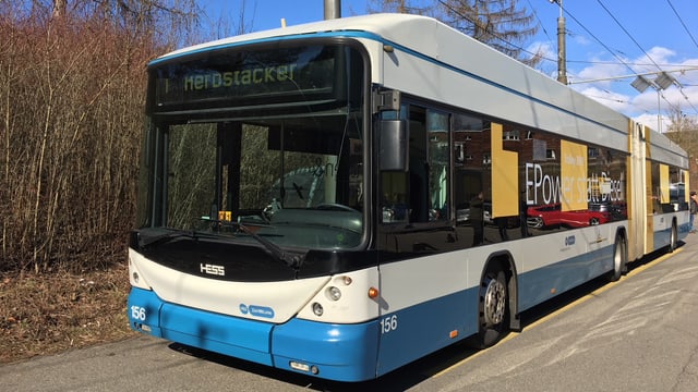 Batterien statt Abgas: Schaffhauser Busse fahren in eine saubere Zukunft
