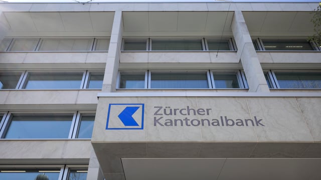 ZKB-Gebäude mit Logo ZKB-Gebäude mit Logo