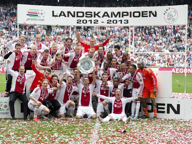 Die Ajax-Spieler feiern den Meistertitel in der Niederlande. Die Ajax-Spieler feiern den Meistertitel in der Niederlande.